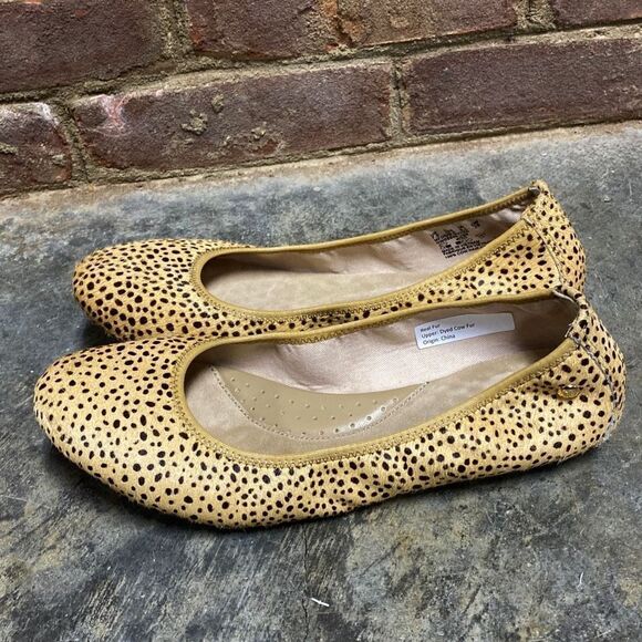 Hush Puppies Chaste Spotted Calf Hair Ballet Flat Size 7.5 - Picture 4 of 10